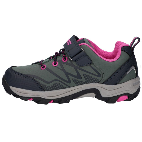 All-Black Low Walking Boots