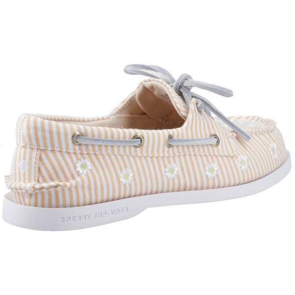 All-Day Comfort 2-Eye Deck Shoe