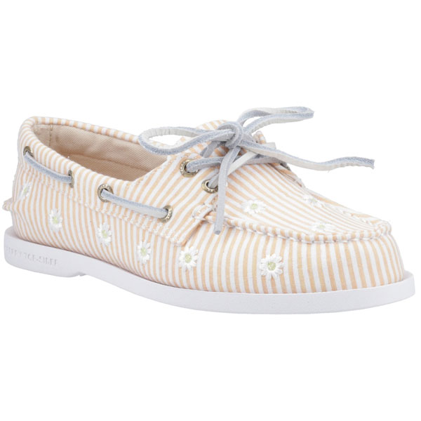 All-Day Comfort 2-Eye Deck Shoe