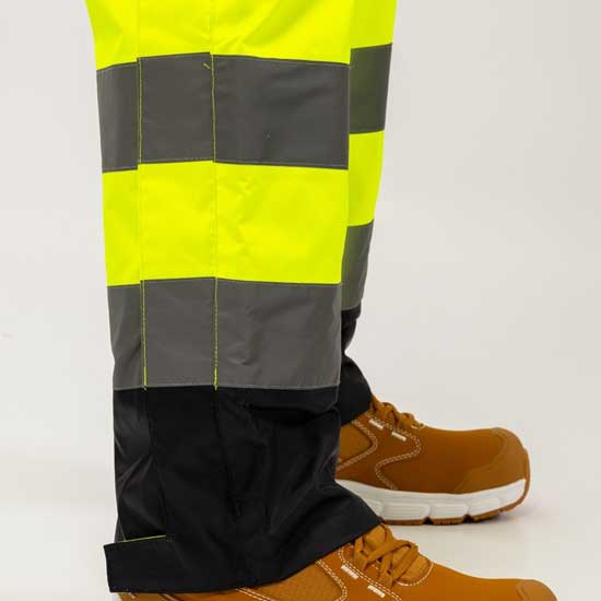 Alta Shell Rain-Ready Pants for Construction Crews