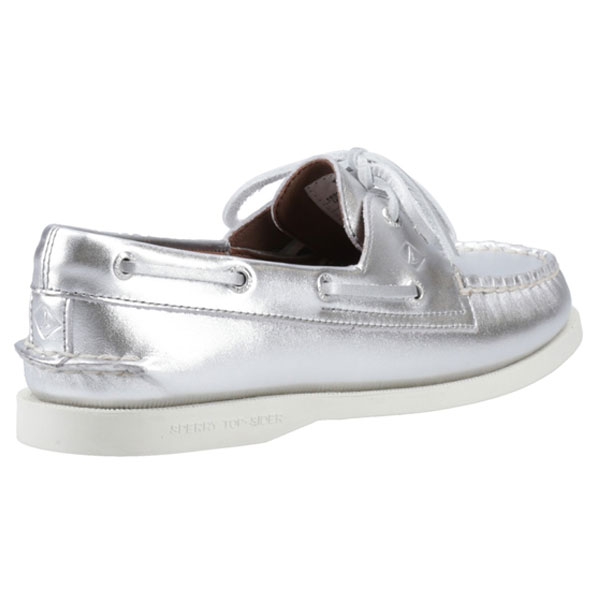 Authentic 2-Eye Everyday Shoe