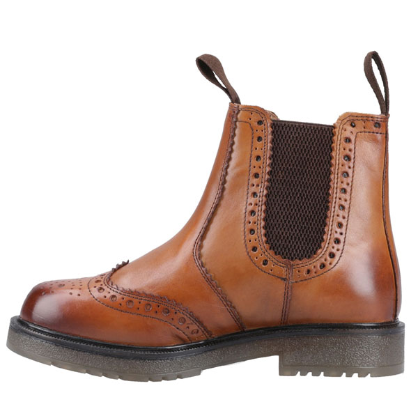 Dalby Pull On Brogue Footwear