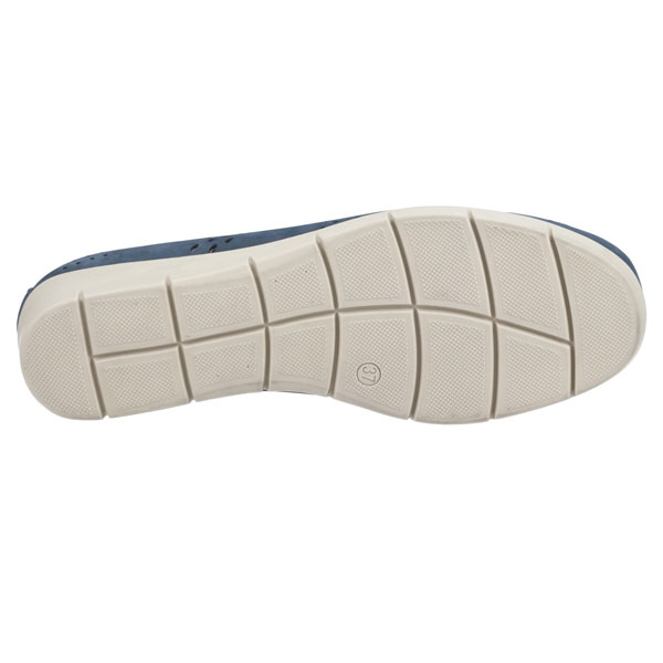 Dinah Relaxed Fit Casual Shoe