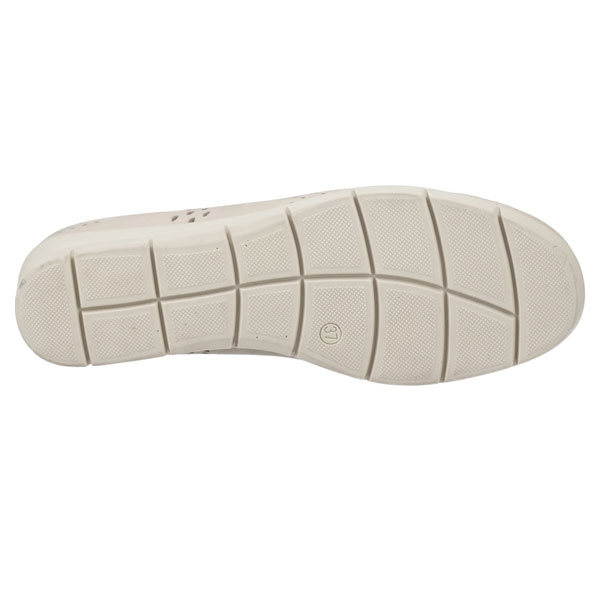 Dinah Relaxed Fit Casual Shoe