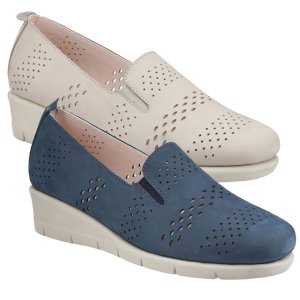 Dinah Relaxed Fit Casual Shoe