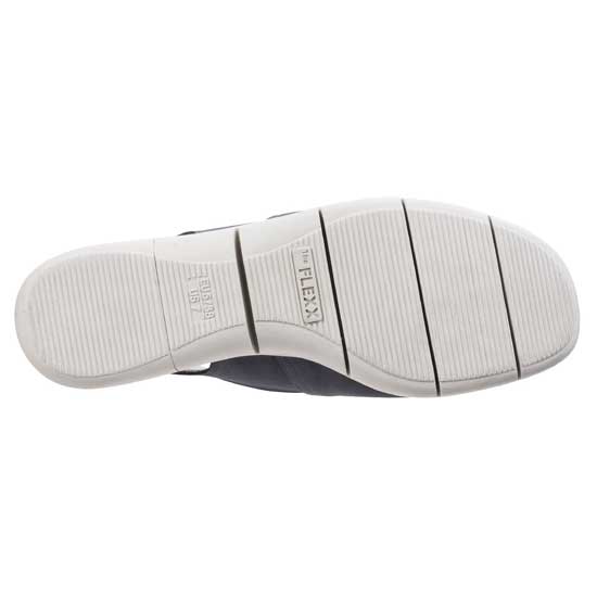 Easy Row Sandal in Soft Nubuck – Open Toe Design