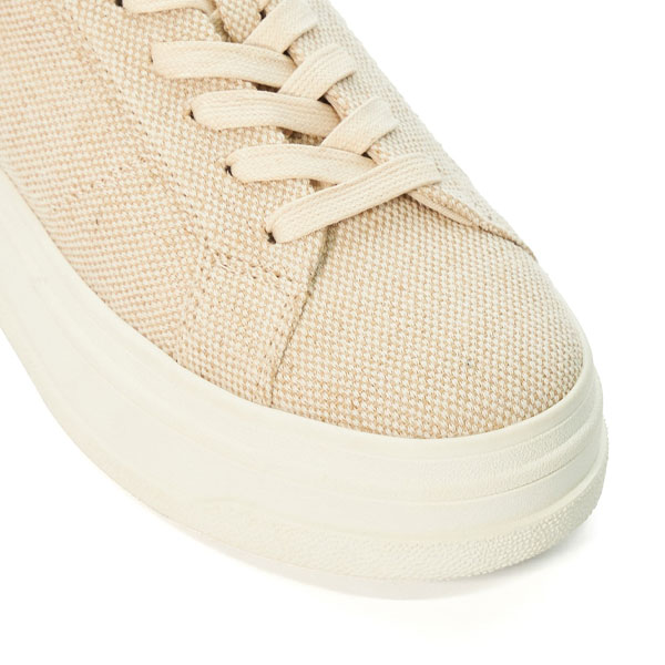 Exaggerate Soft-Step Street Sneaker