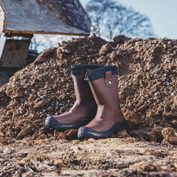 FS245 Rigger Safety Boot – Antistatic & Slip