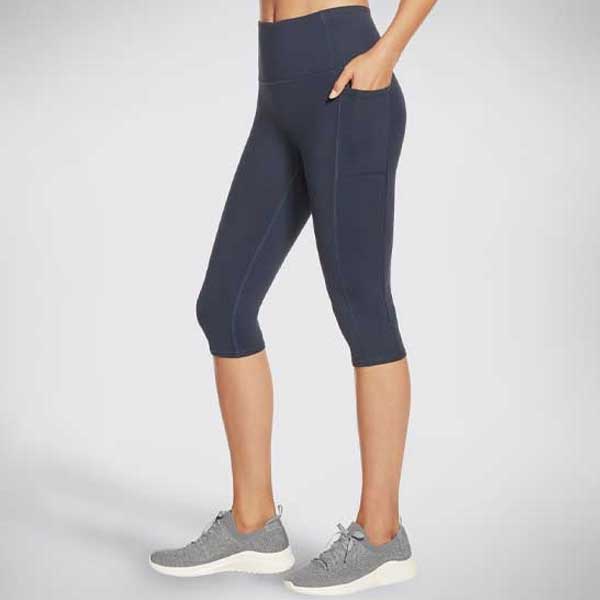 GOFLEX High-Waist Capri Leggings with Pockets