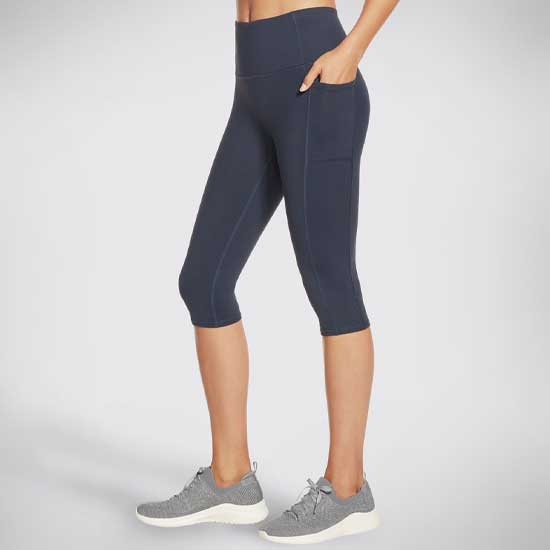 GOFLEX High-Waist Capri Leggings with Pockets