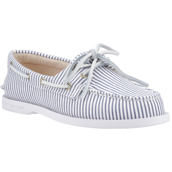 Handcrafted 2-Eye Boat Shoe – Authentic Style
