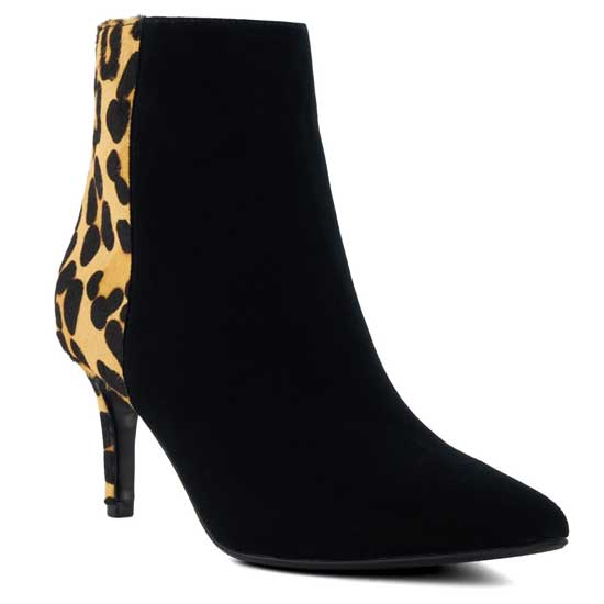 OBSESSIVE Zip-Fastening Boot