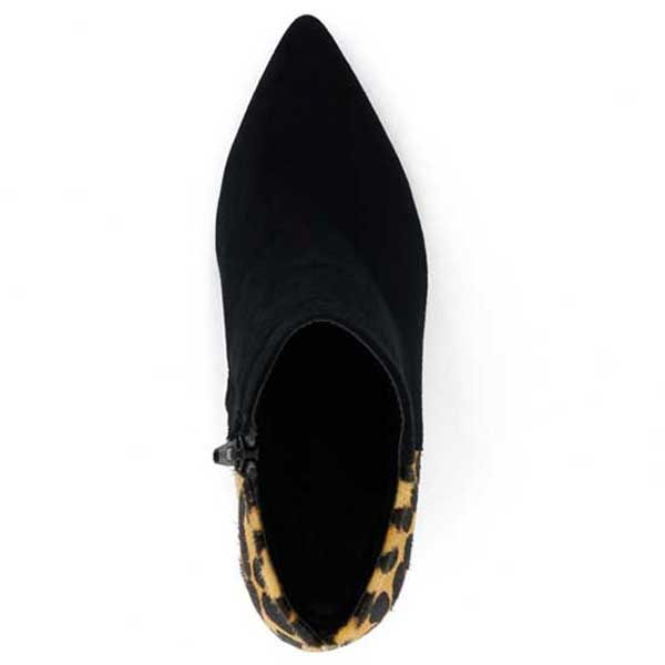 OBSESSIVE Zip-Fastening Boot