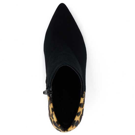 OBSESSIVE Zip-Fastening Boot