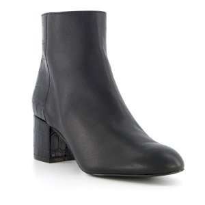 Oleah Chic Everyday Black Ankle Boots
