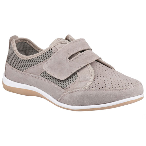 Pamela Smart-Casual Comfort Shoe