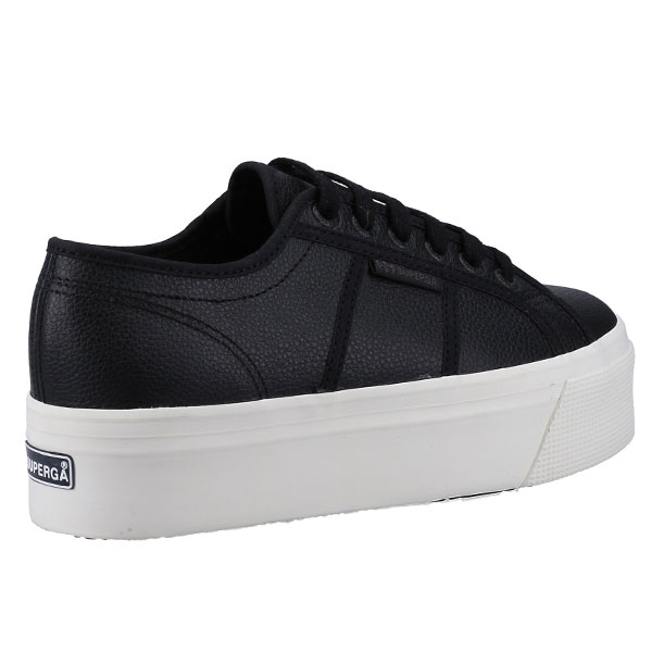 Sleek Platform Sneaker – Leather Finish