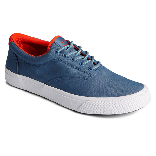 Striper II Sneakers– SeaCycled Materials, Classic Comfort