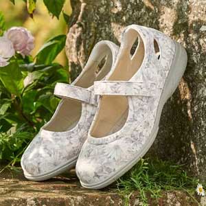Touch Fastening Ladies Shoes