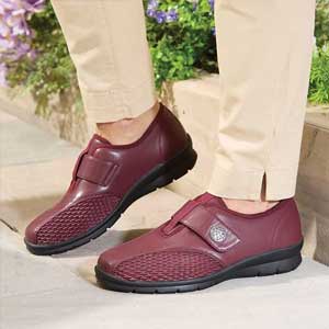 Touch Fastening Mens Slippers